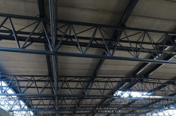 本溪如何区分管廊钢结构与桁架结构的管道支架